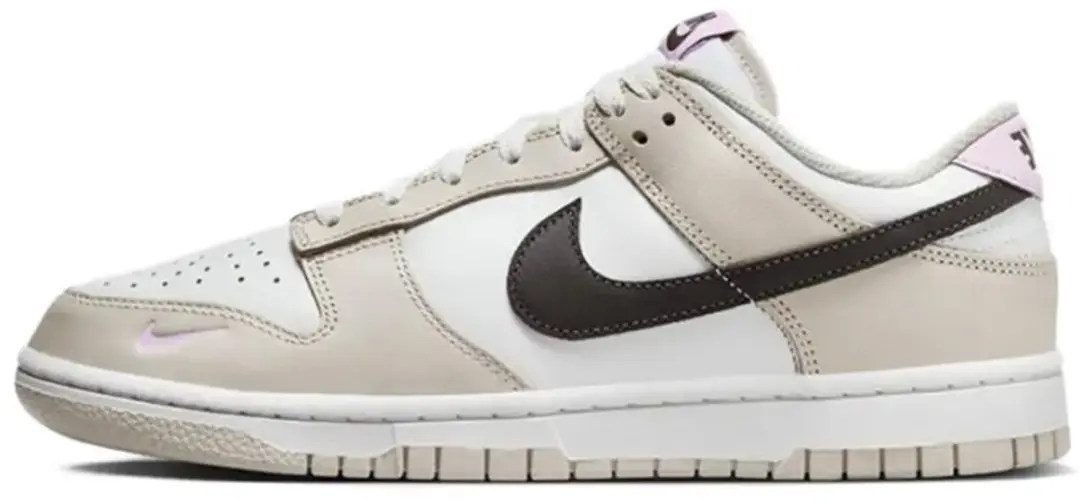 Nike Dunk Low 'Neapolitan' (W)