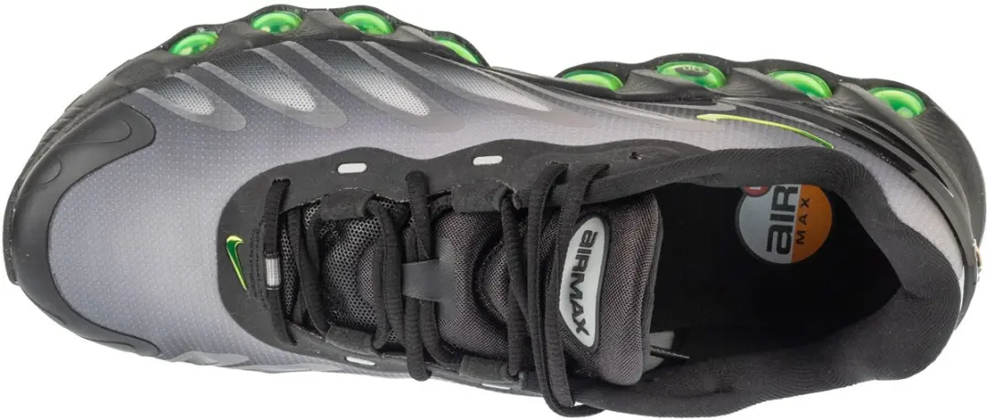 Nike Dn8 FQ7860-003 Sneakers - Zwart
