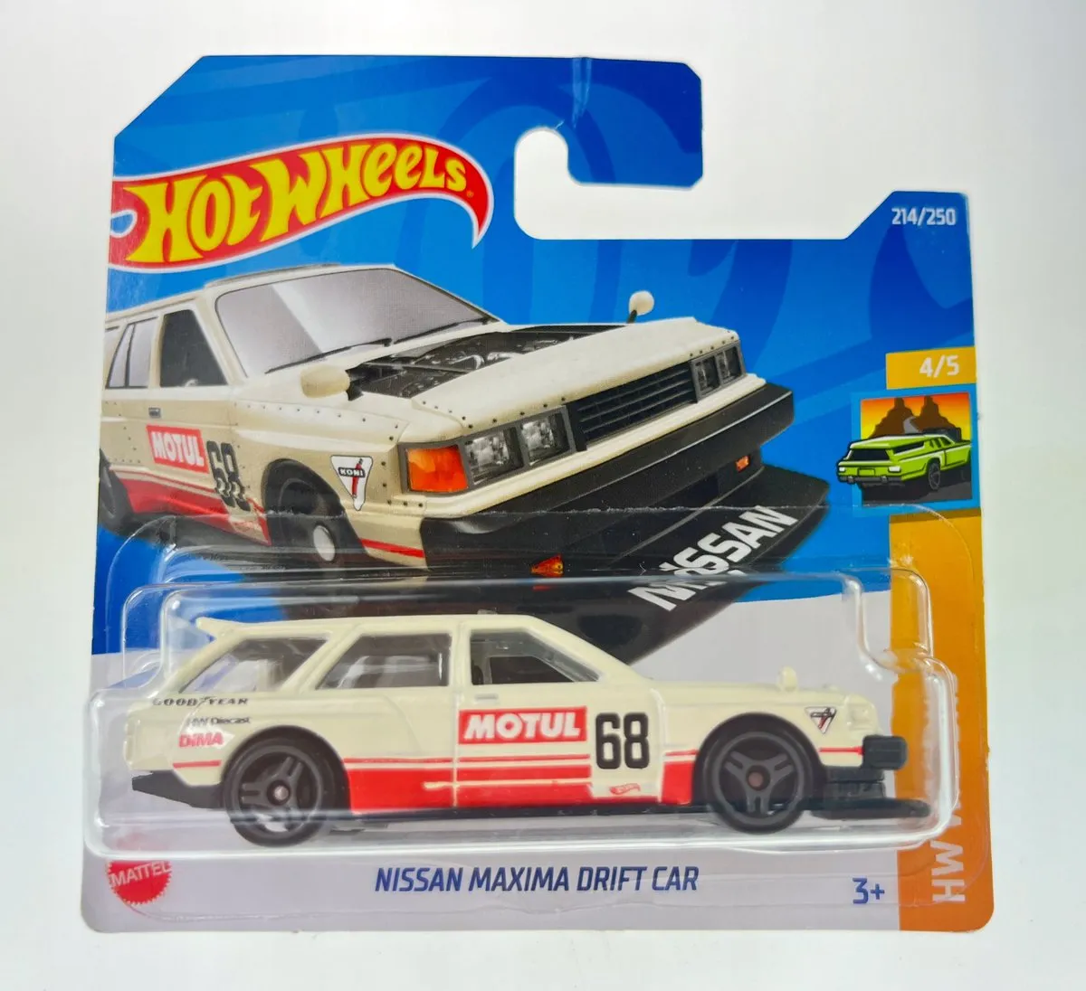Hot Wheels Nissan Maxima Drift Car 1:64
