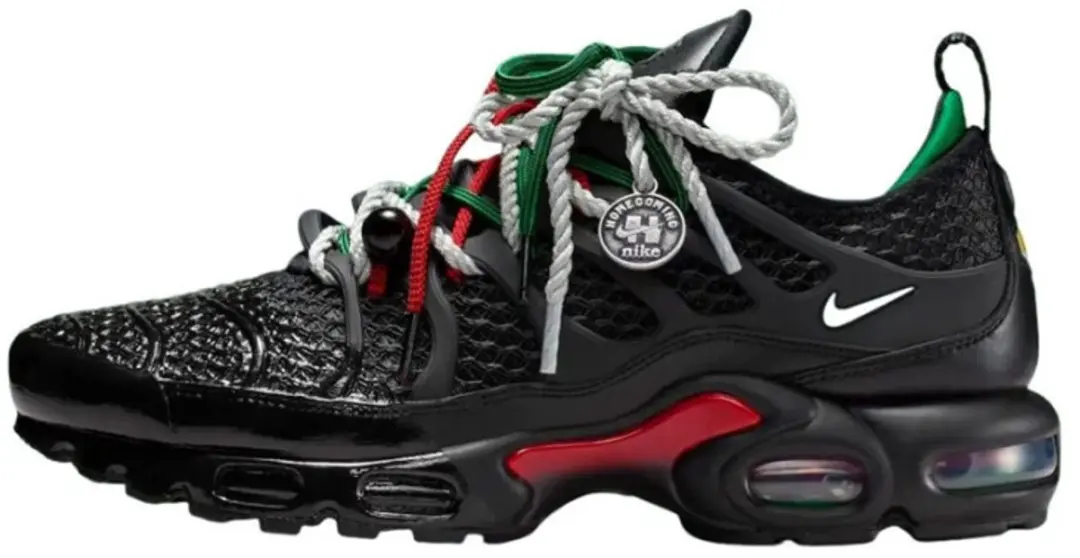 Nike Air Max Plus Homecoming Black