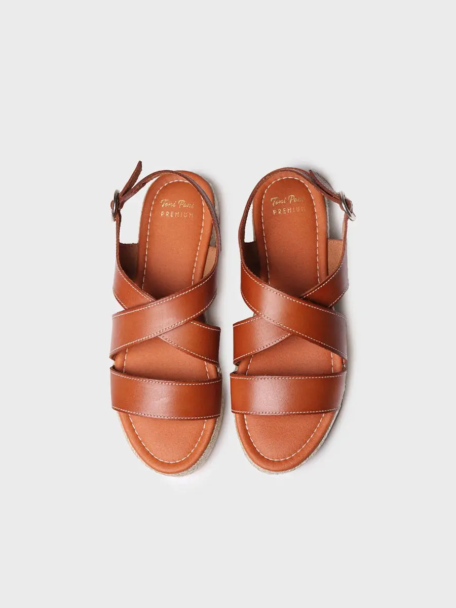 Sandalen met bandjes en plateauzool | ELISENDA