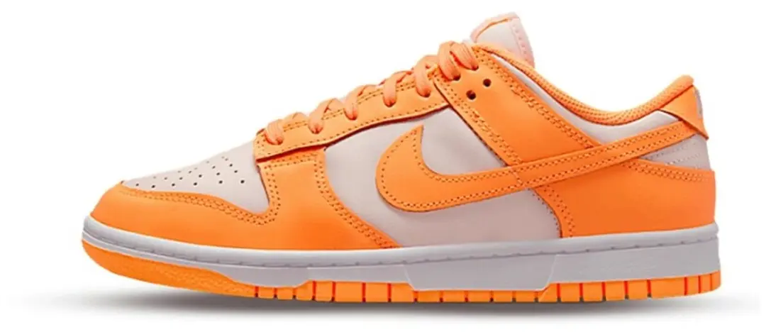 Nike Dunk Low 'Peach Cream' maat