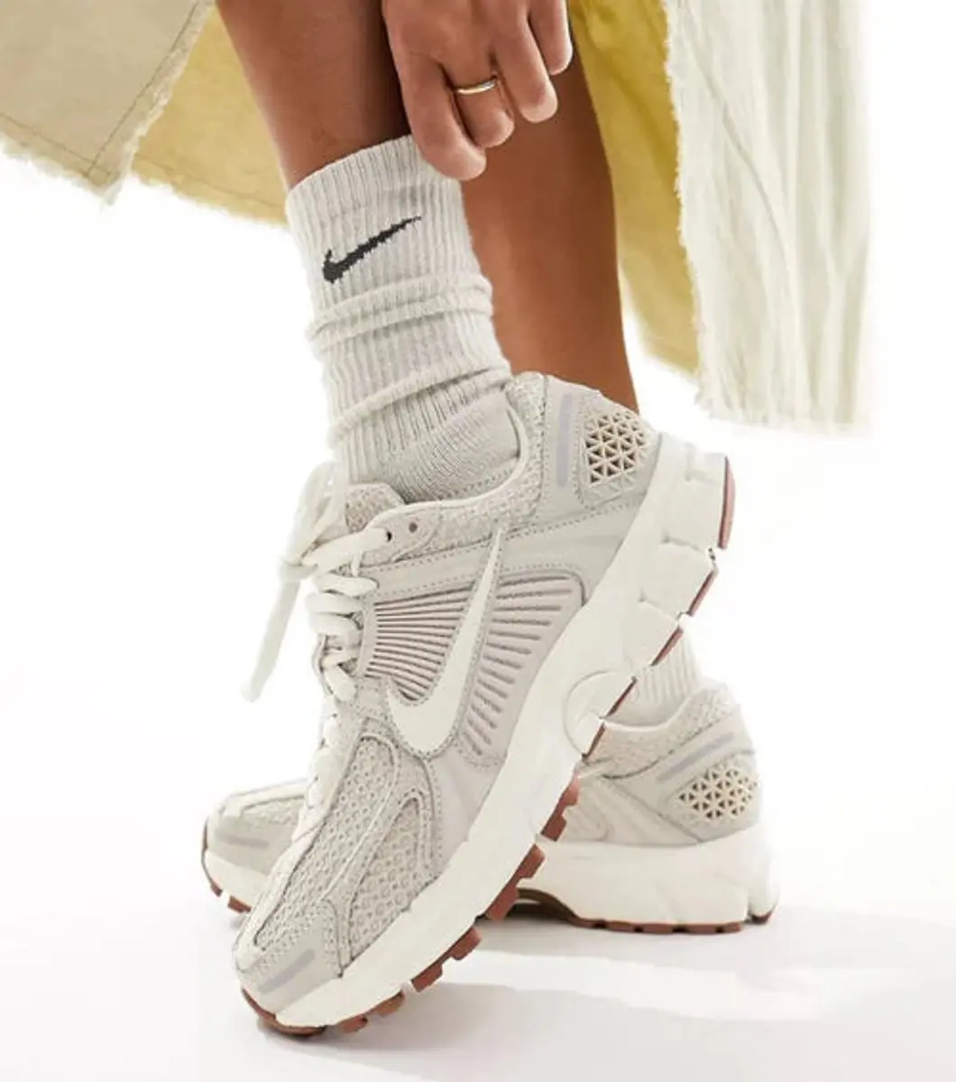 Nike Zoom Vomero 5 Light Orewood Brown - afbeelding 6 van 6