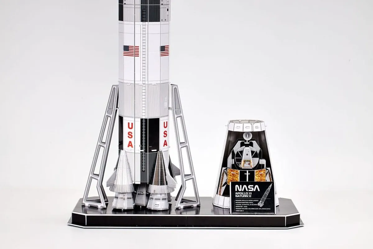 Revell Apollo 11 Saturn V 3D Puzzel - 136 Stuks - Multi