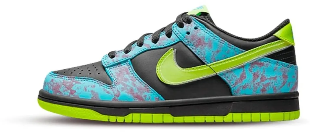 Nike Dunk Low SE 2 (GS) maat 38 -Multi color