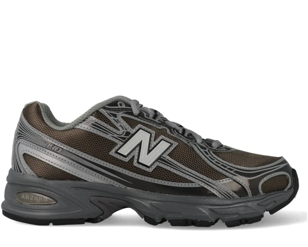 New Balance 740