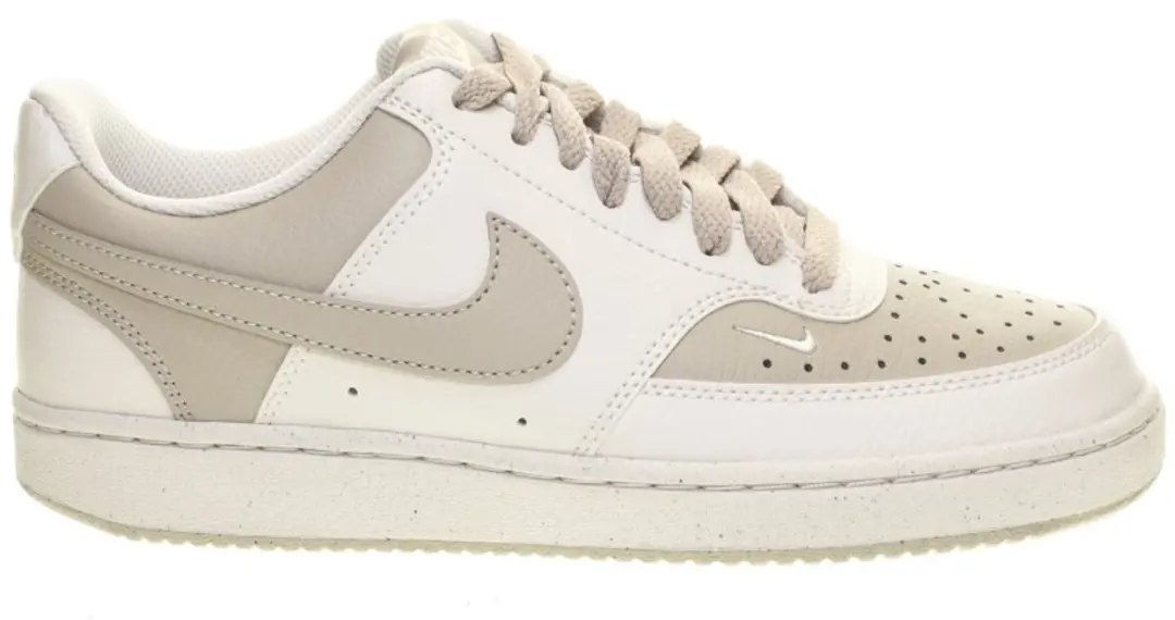Nike Court Vision Sneakers Cream Beige maat 37.5
