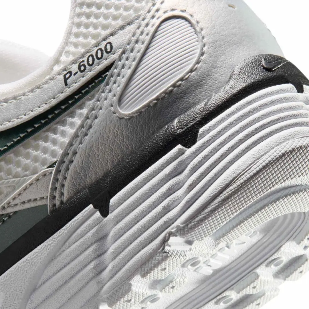 Nike P-6000 Wmns Sneakers - 38.5 - Wit/Grijs/Zilver - afbeelding 3 van 6
