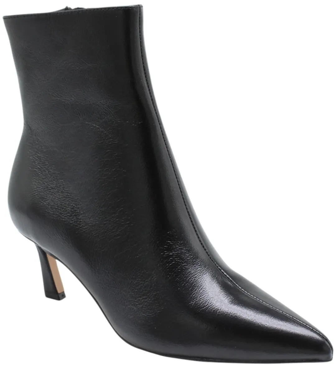 Steve Madden