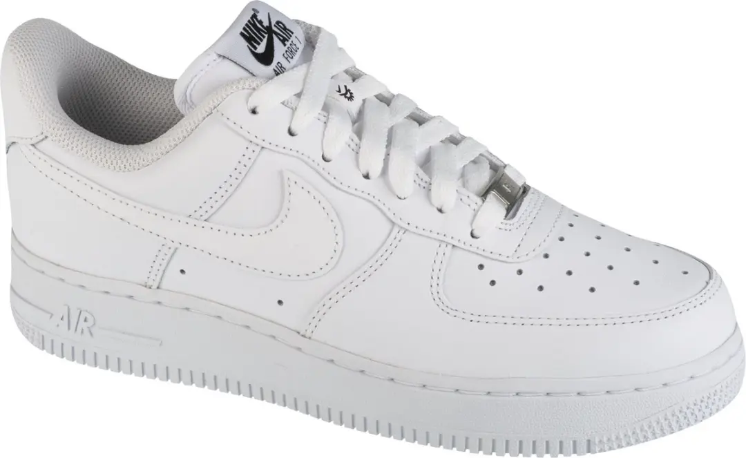 Nike Air Force 1 '07 FlyEase Sneakers