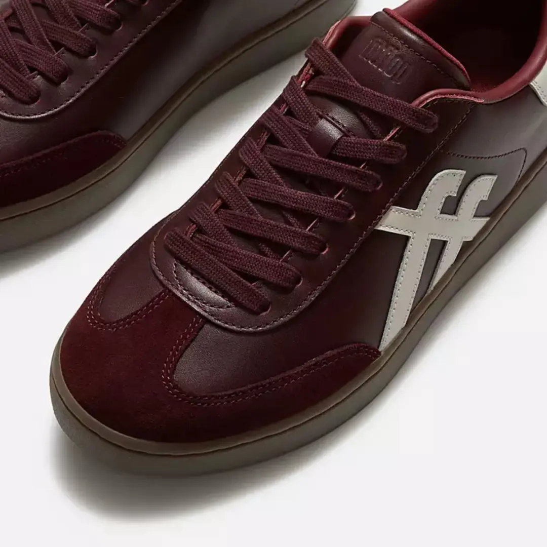 FitFlop The Dash FF Mens Suede Leather T-Toe Trainers DONKERROOD