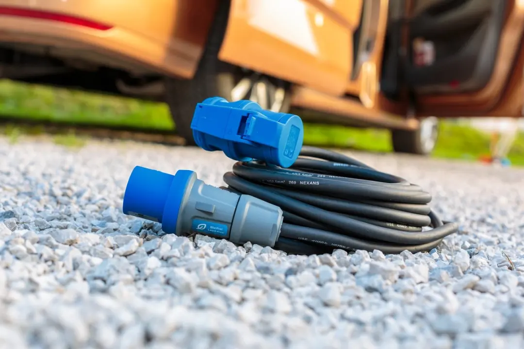 Brennenstuhl CEE Camping Verlengkabel 10m - 230V/16A - Zwart