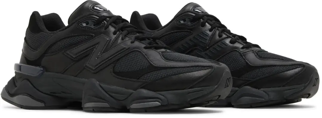 New Balance 9060 Sneakers - Triple Black