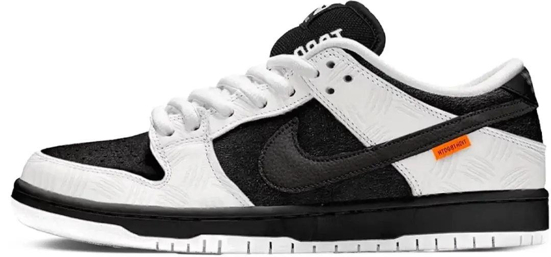 Nike SB Dunk Low TIGHTBOOTH