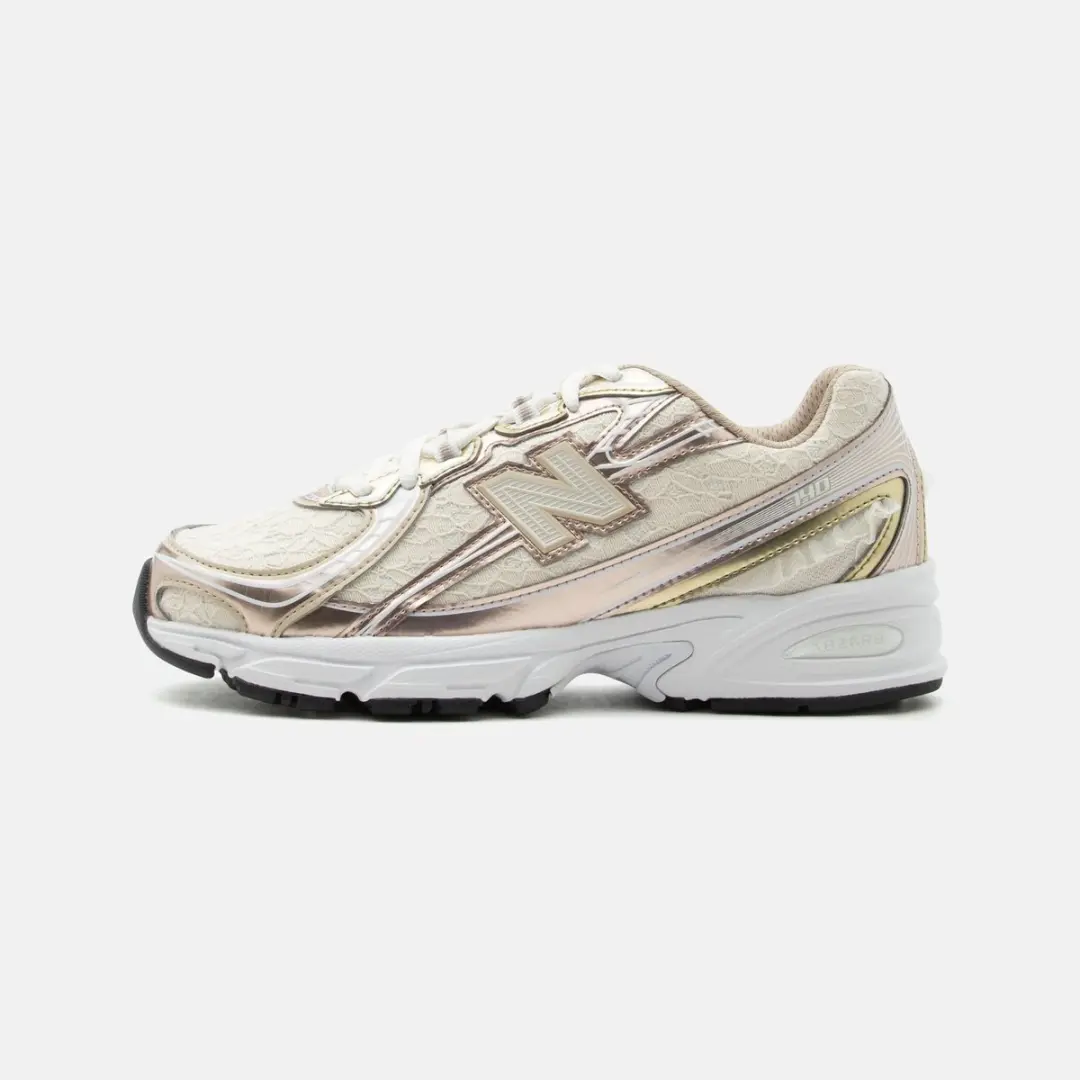 New Balance U740
