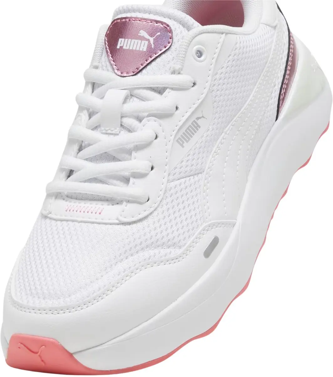 PUMA Runtamed Platform GirlPower Schoenen - Wit