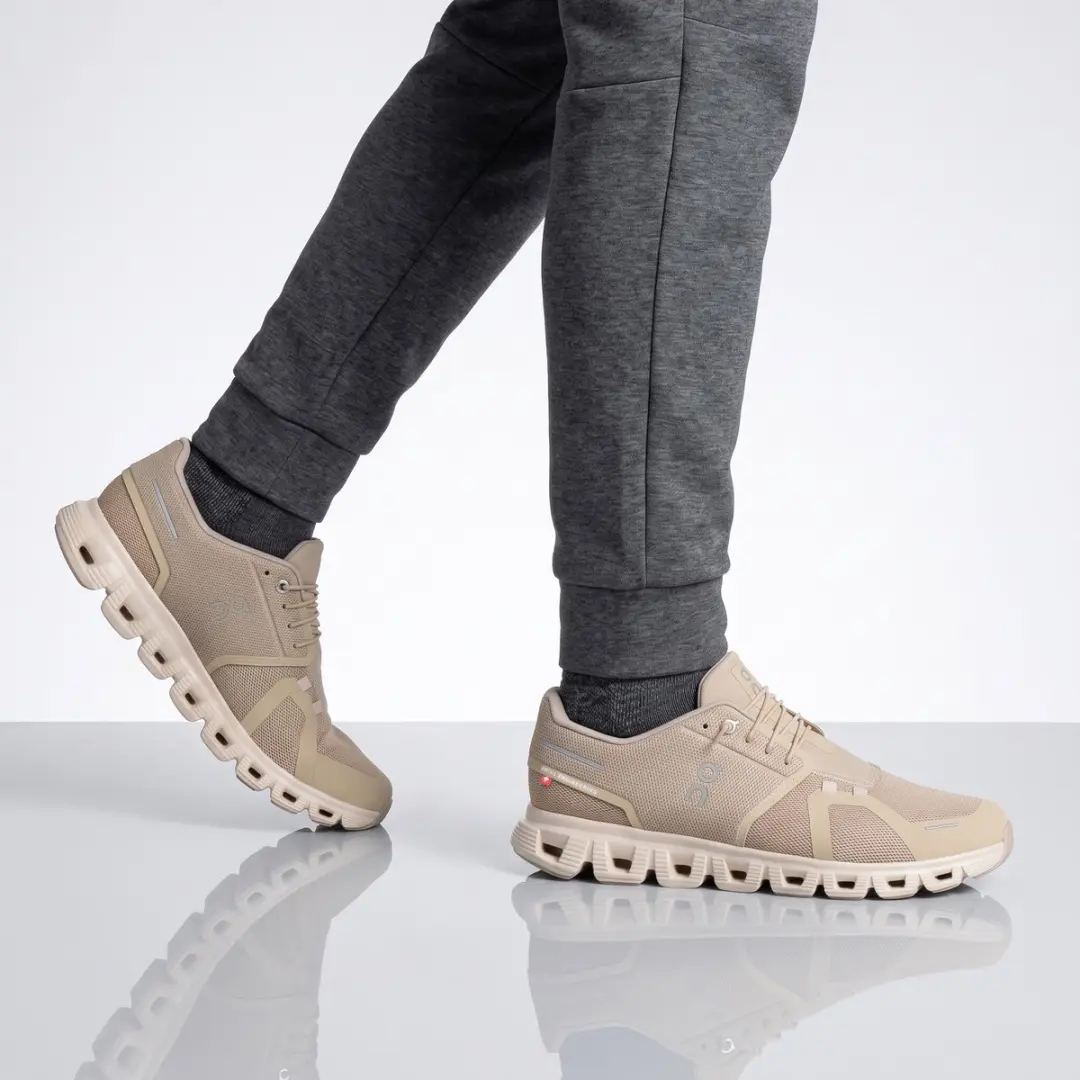 ON Running Cloud 6 3MF10074874 Heren Sneakers - EU 46 - Chai-Sand - afbeelding 2 van 6