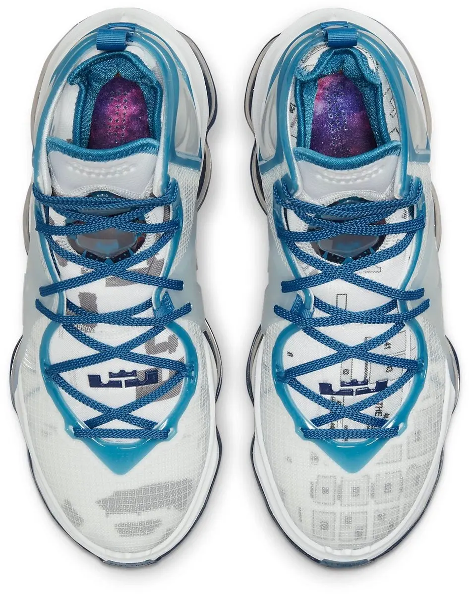 Nike LeBron 19