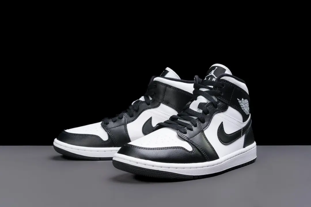 Nike Air Jordan 1 Mid Dames - Panda - Maat 40 - afbeelding 6 van 6