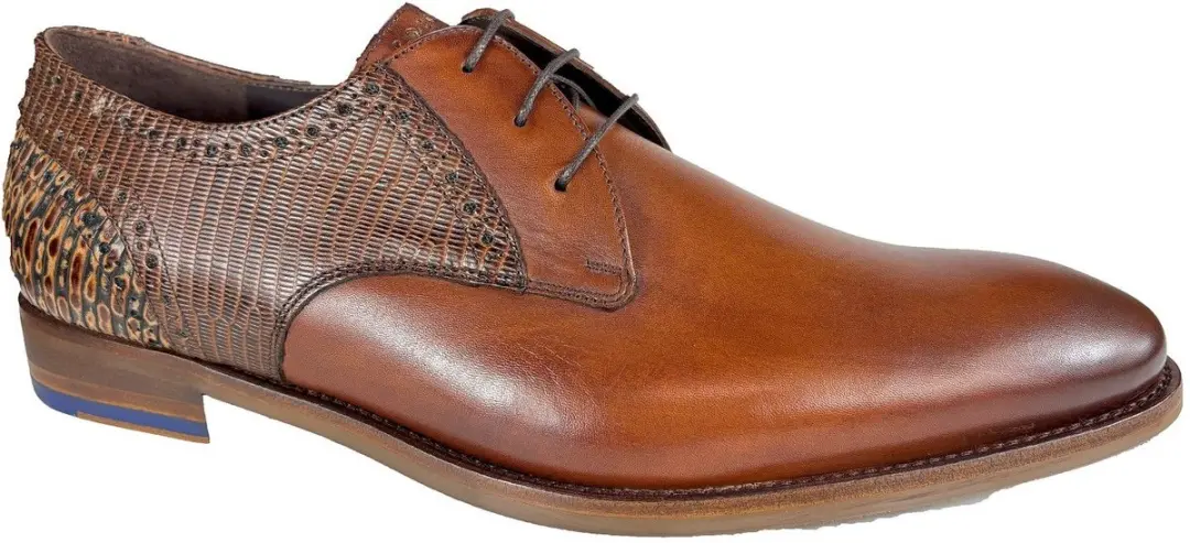 Floris van Bommel De Stapper 39.25 Geklede Schoen - Cognac