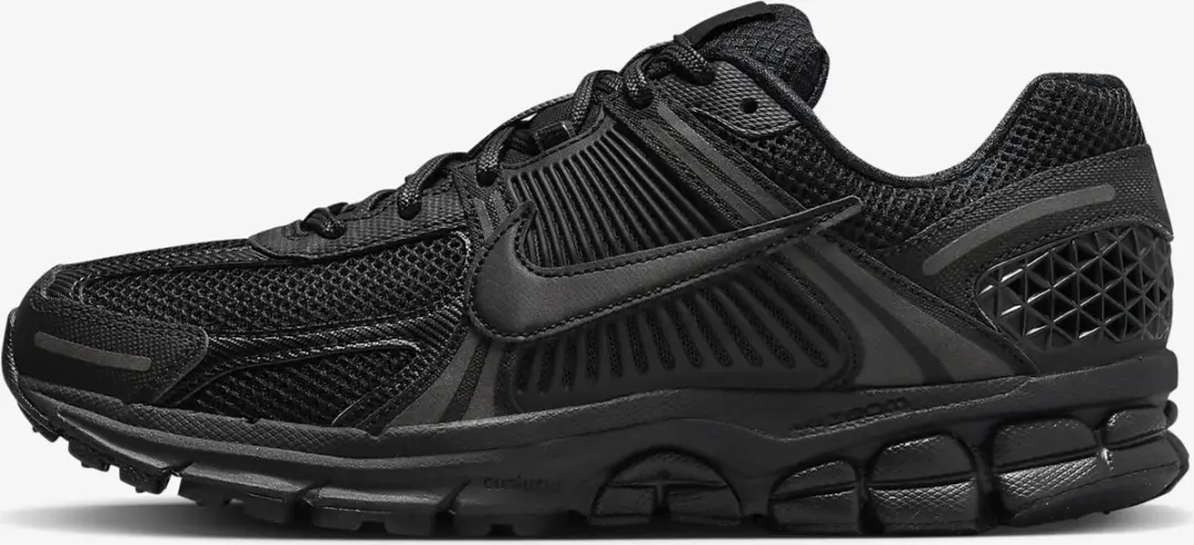 Nike Zoom Vomero 5 'Triple Black'
