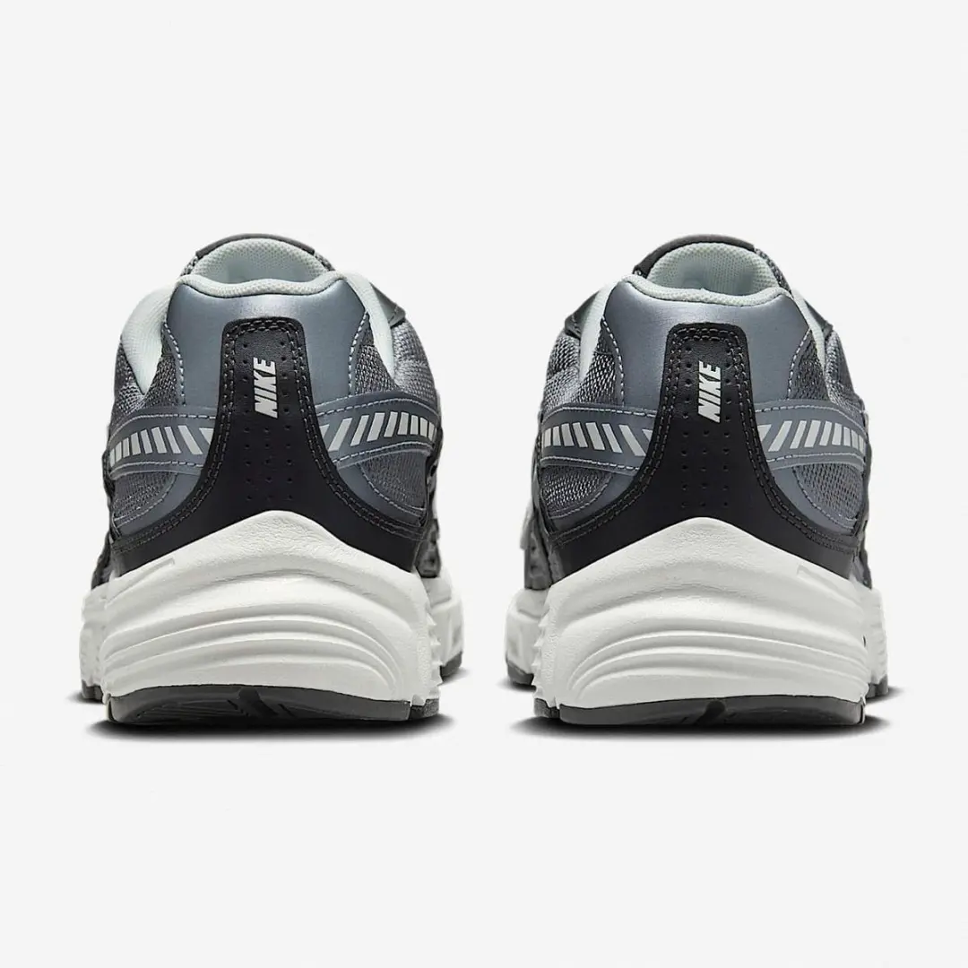 Nike Initiator Heren Sneakers IB3083-001 - Zwart