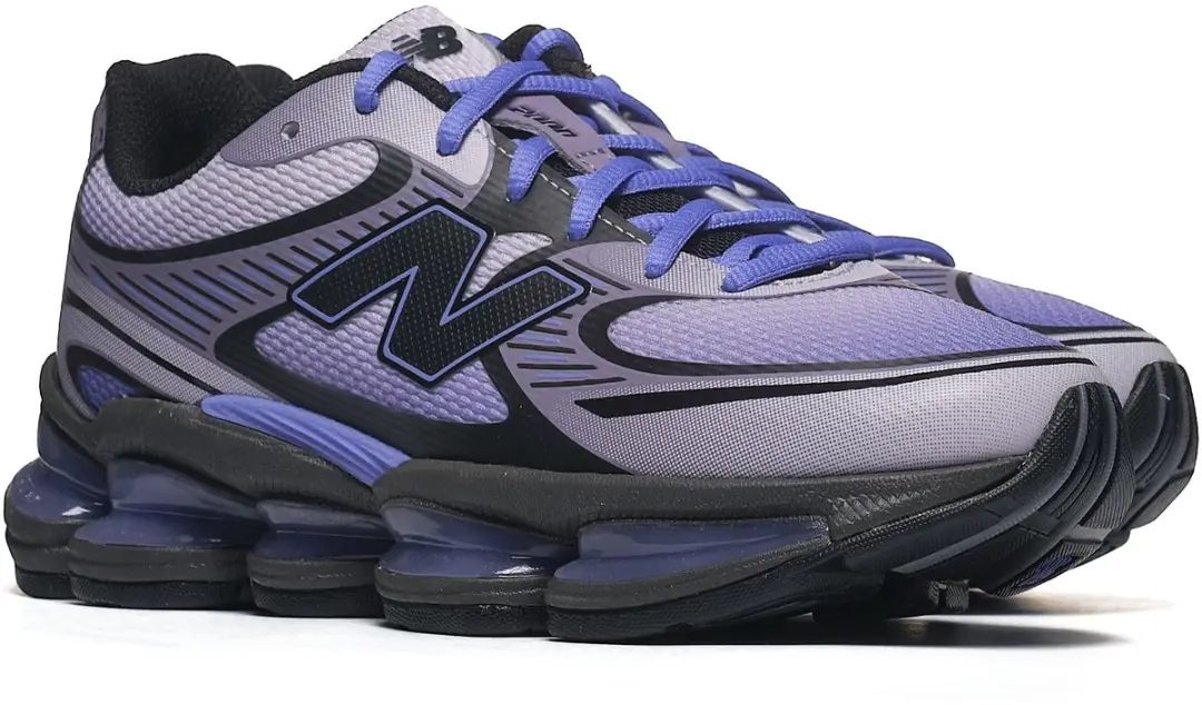 New Balance 2000