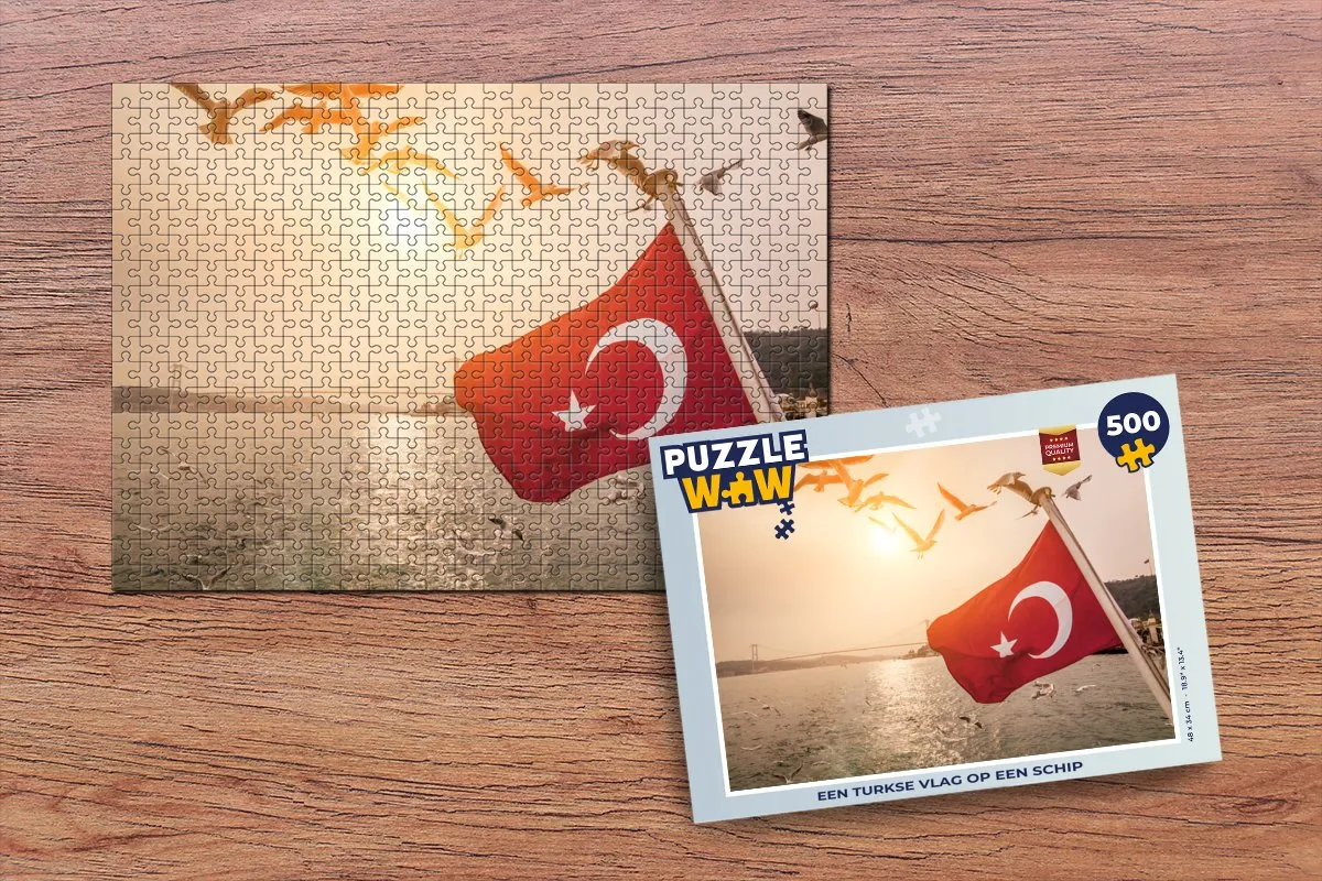 PuzzleWow Turkse Vlag op een Schip Legpuzzel 500 Stuks - Multicolor