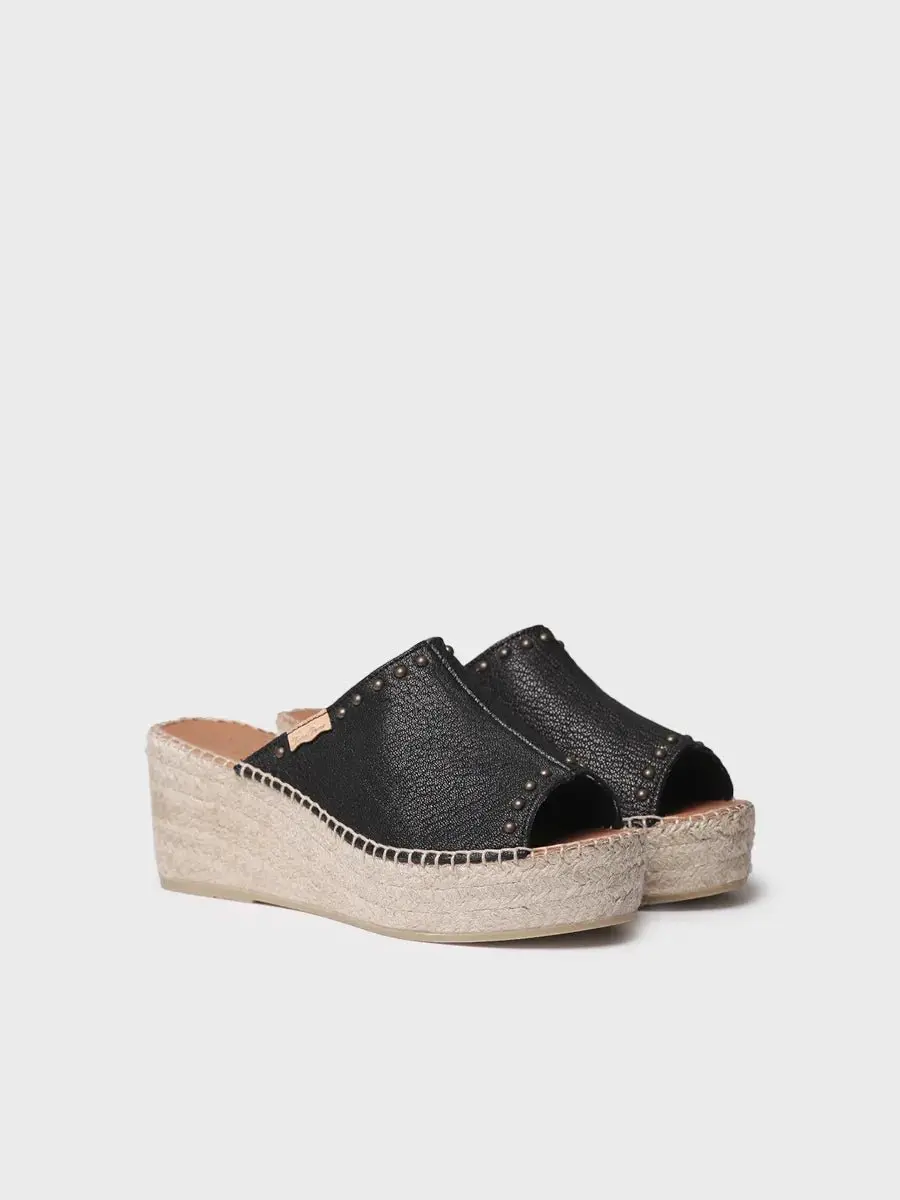 Dames espadrille zonder achterkant van leer met sleehak en studs