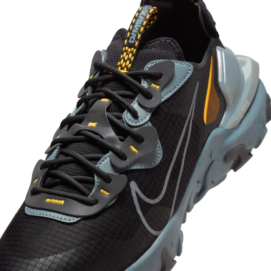 NIKE REACT VISION SC HQ3819-001 41