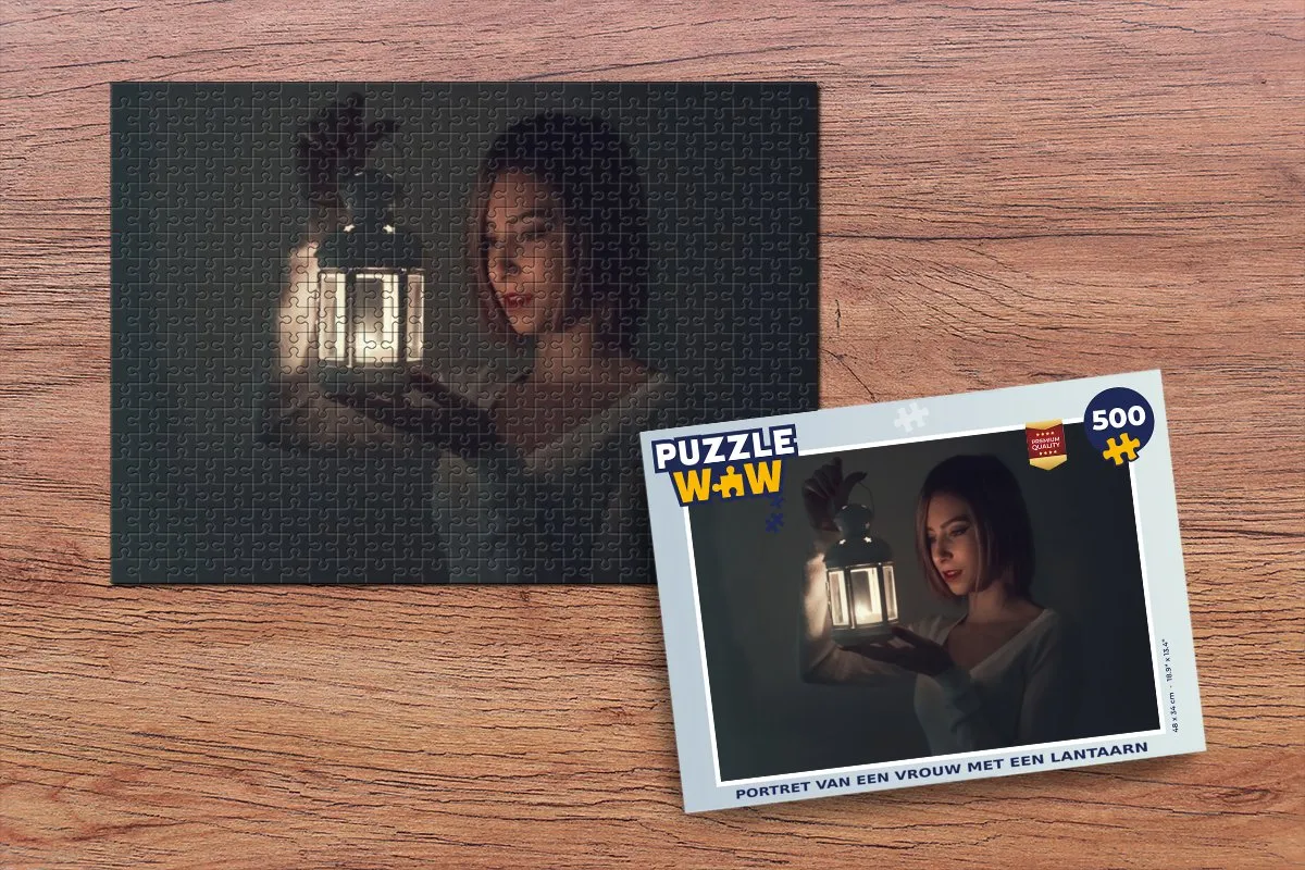 PuzzleWow Legpuzzel Portret van een vrouw met een lantaarn 500 Stuks - Multicolor