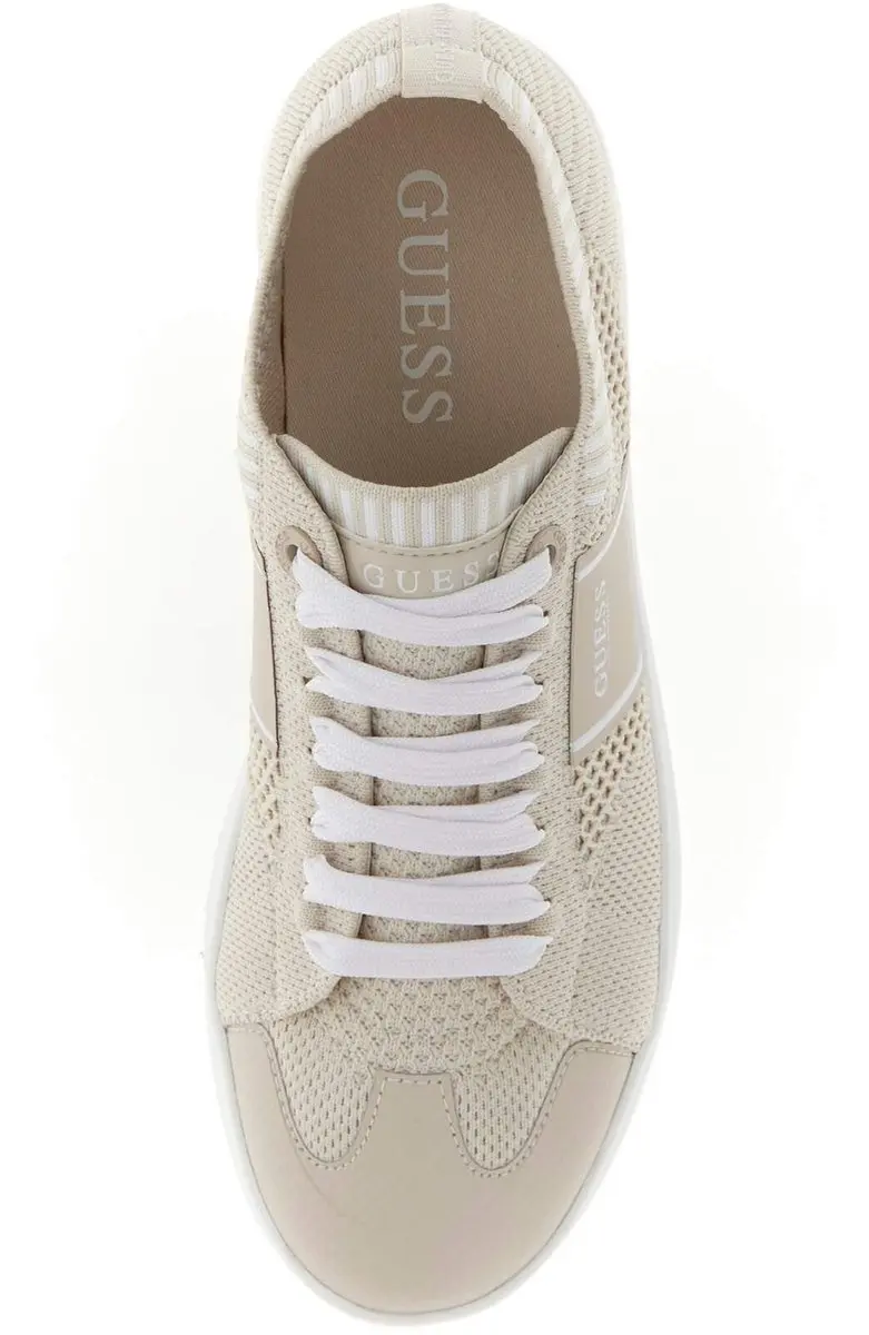 GUESS Jrixie Damestrainers 37 - Zand