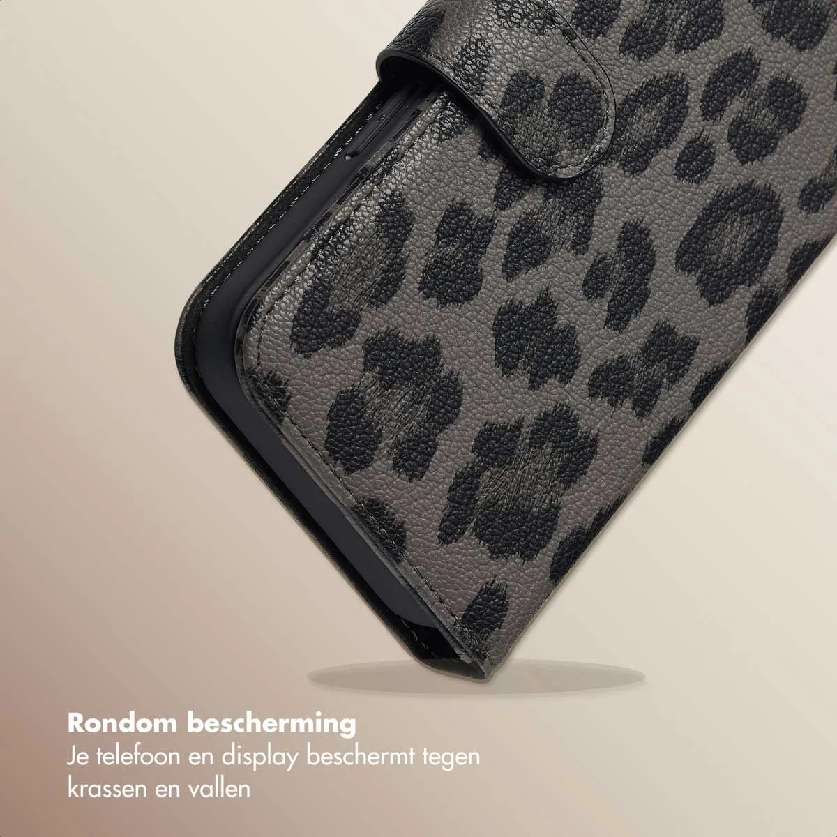 Selencia Sabi Bookcase Hoesje iPhone 16e - 3 Pasjes - Zwart