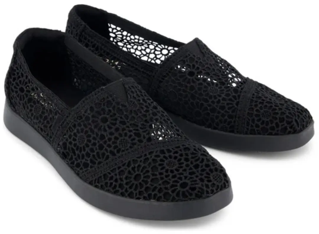 Toms