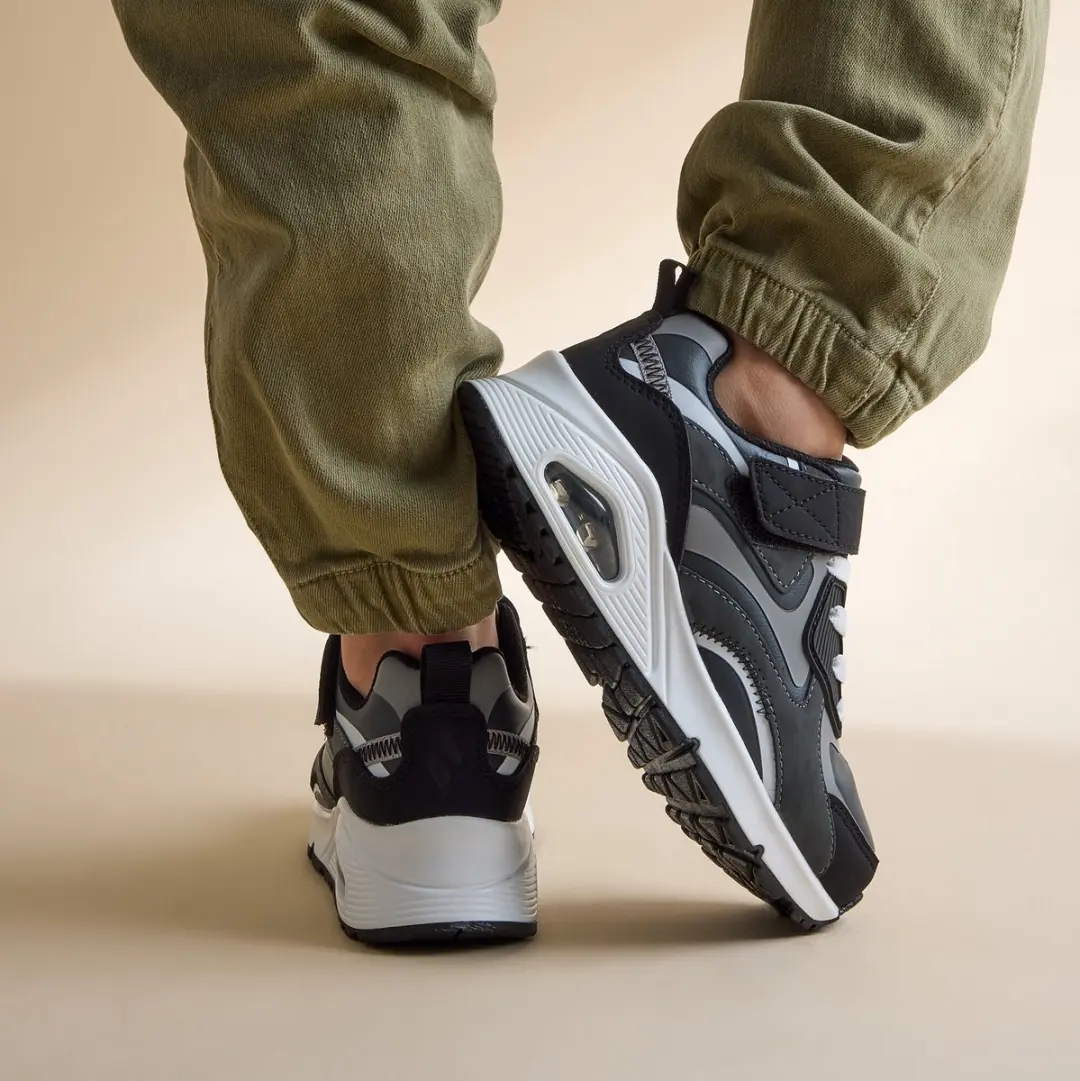 Skechers UNO GEN1