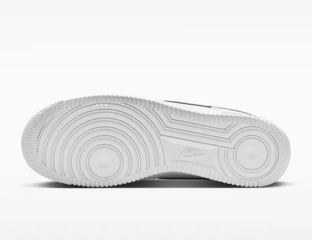 Nike Air Force 1 '07 LV8 Herenschoenen 43 - Wit/Metalic Silver