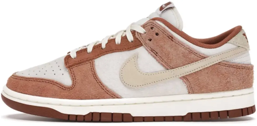 Nike Dunk Low PRM 'Medium Curry' maat 44.5.