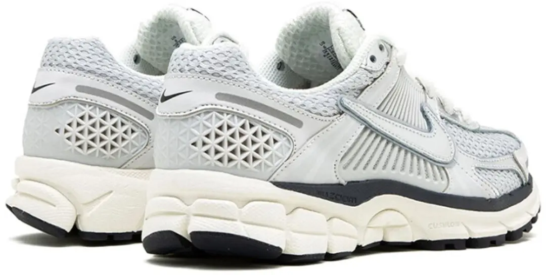 Nike Zoom Vomero 5 Sneakers Dames - Metallic Silver - afbeelding 6 van 6