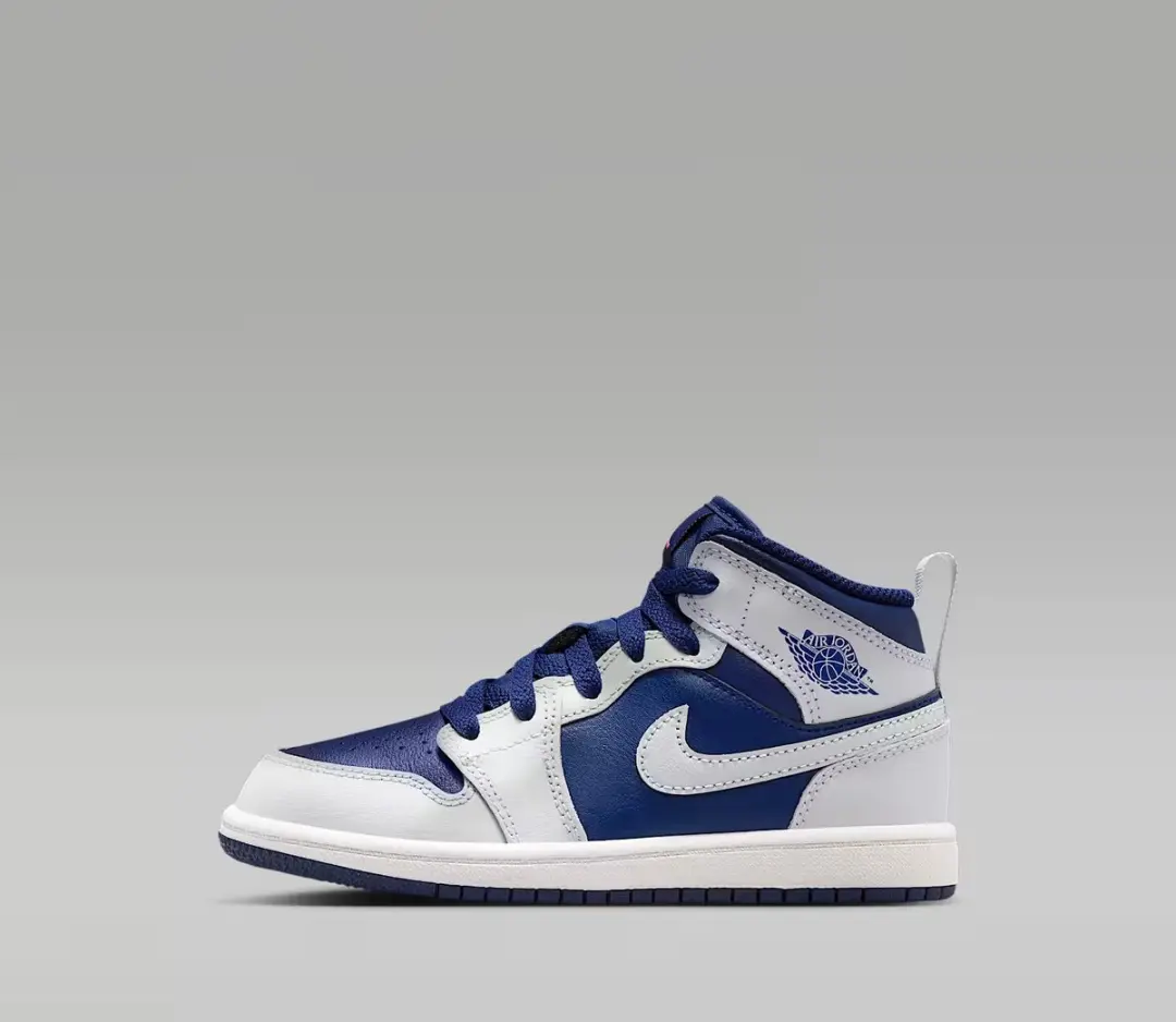 Nike Jordan 1 Mid