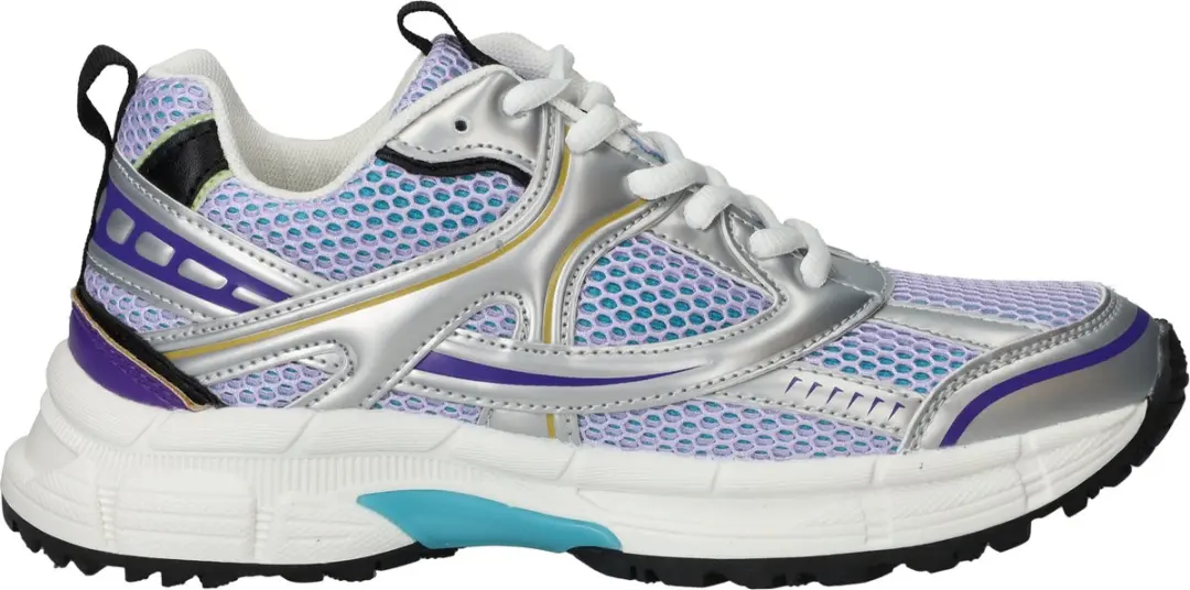 DSTRCT Sneakers