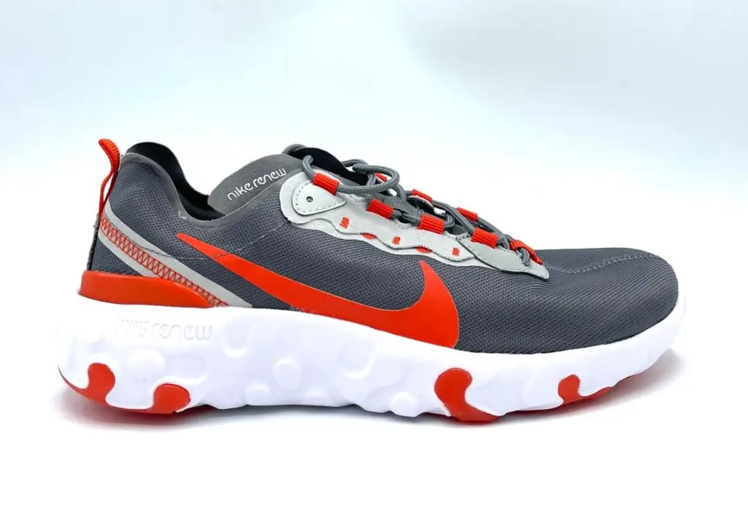 Nike react element 55 (GS) Maat 38.5