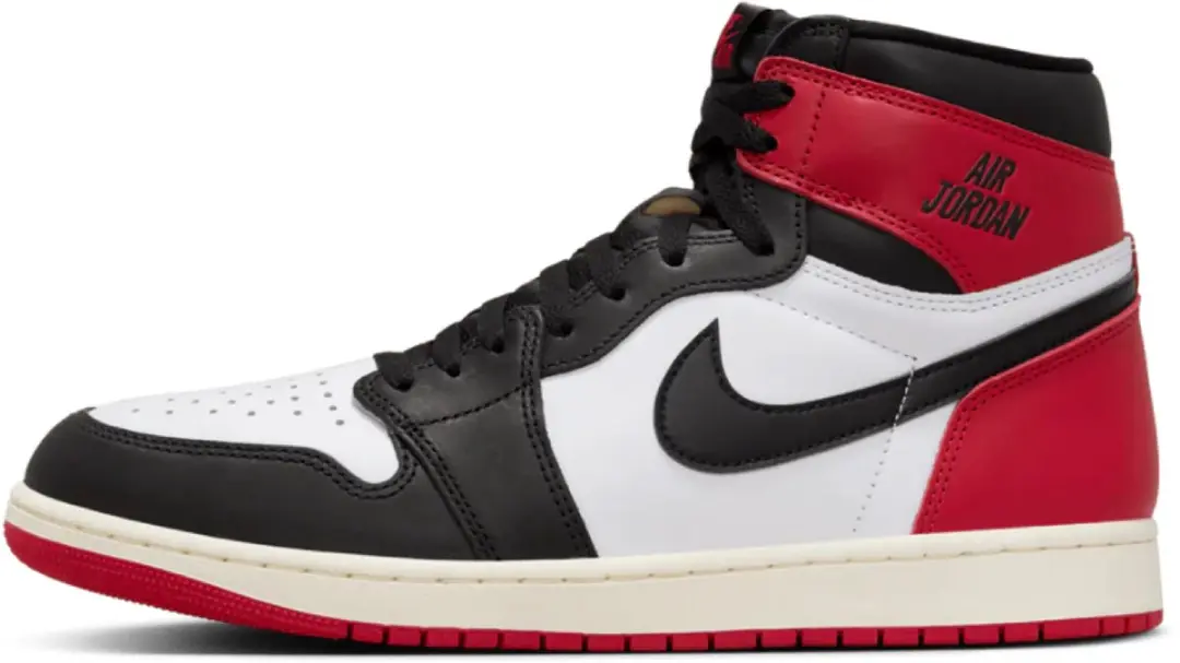 Air Jordan 1 Retro High OG 'Black Toe Reimagined' maat 36.