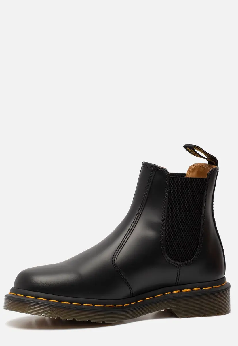 Dr. Martens 2976 Chelsea Boots