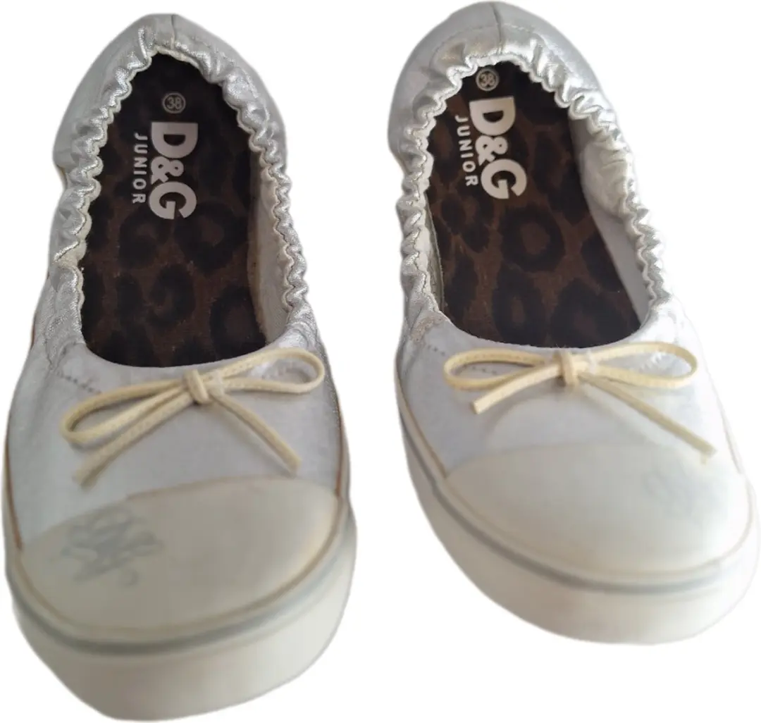 D&G BALLERINA IN SILVER /WHITE SIZE 38