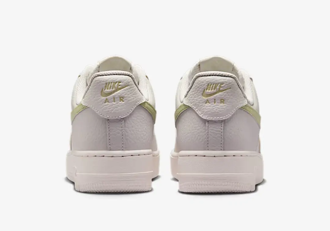 Nike Air Force 1 '07 Dames Sneakers - Maat 39 - Wit/Grijs/ Groen