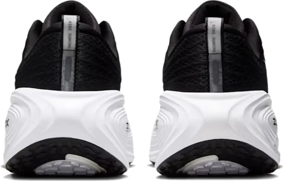 Nike Vomero Plus HV8150-002 Heren Hardloopschoenen - Zwart