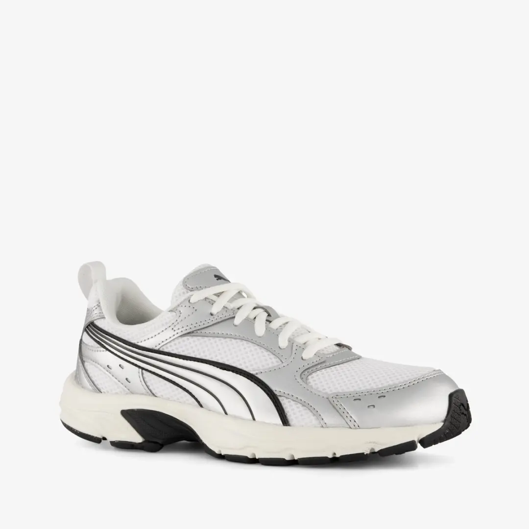 Puma Milenio Tech Light dames sneakers zilver