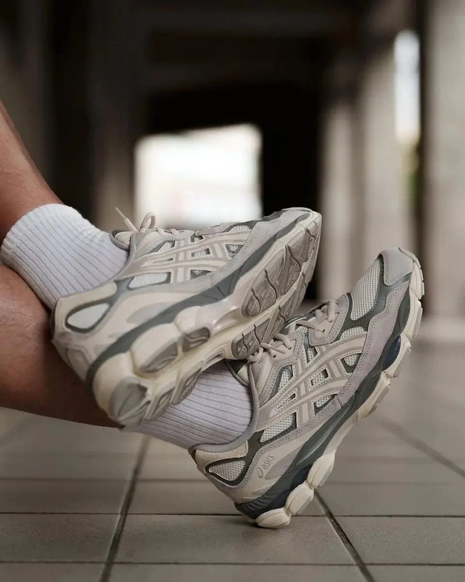 ASICS Gel-NYC Cream/Oyster Grey - 37.5 - afbeelding 2 van 6