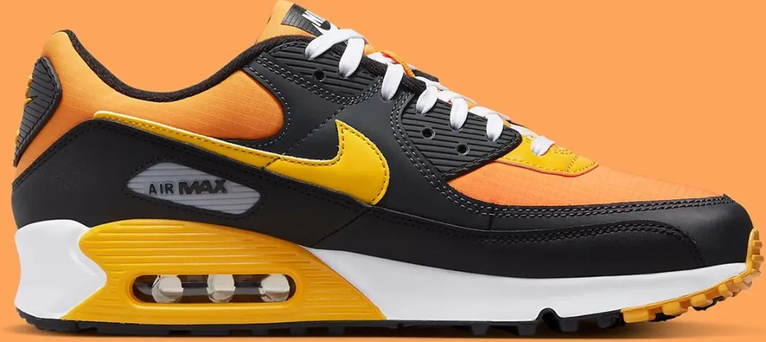Nike Air Max 90 "Kumquat"