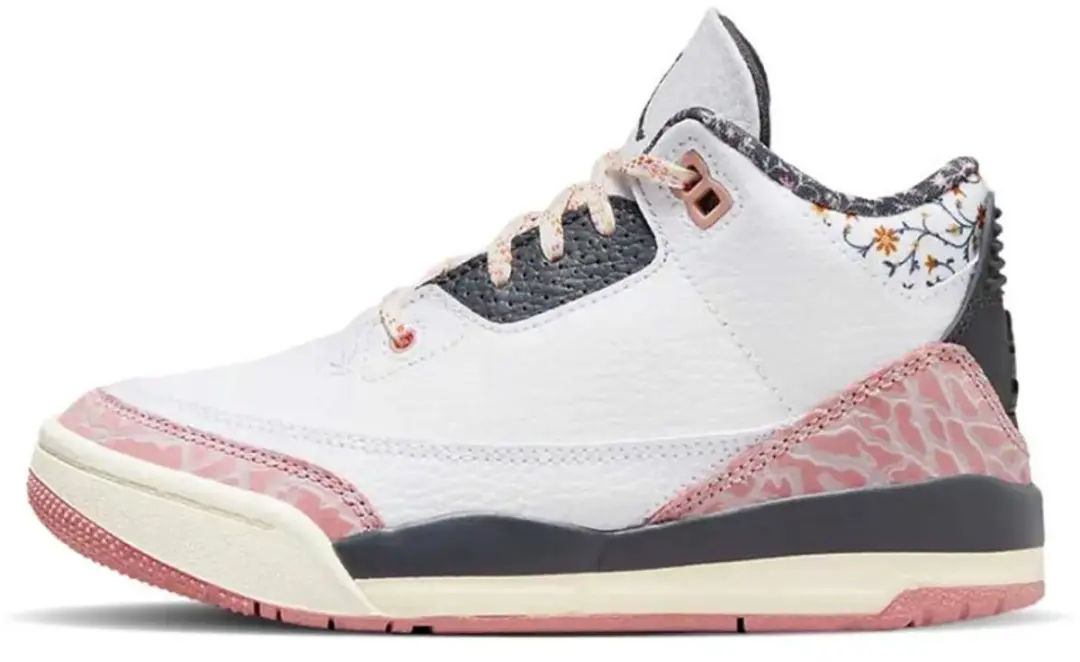 Air Jordan 3 Retro 'Green Glow' (GS) maat .